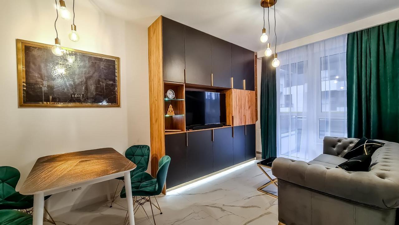 Apartment Gold Przy Ksiezym Mlynie - Garaz - Dostep Na Kod - Fv *